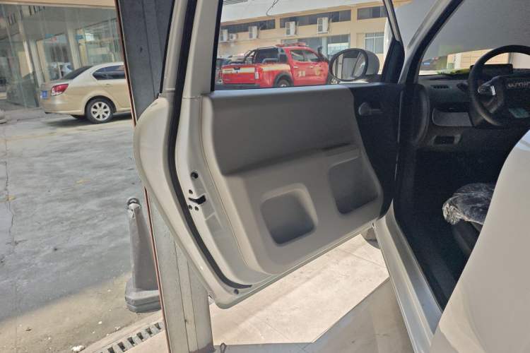 Used CHANGAN Lumin 2025 205km Refreshing Edition Left Front Door Interior