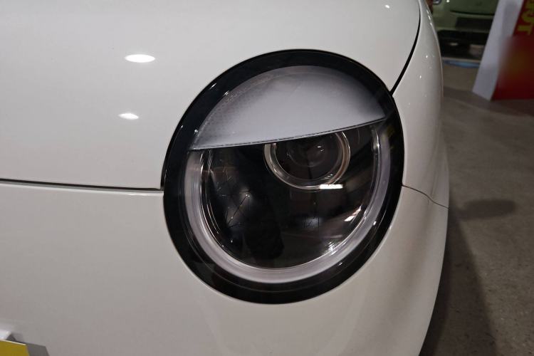 Used CHANGAN Lumin 2025 301km Honey Dew Edition Left Front Headlight