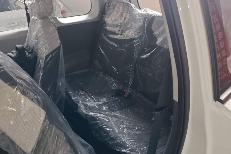 Used CHANGAN Lumin 2025 205 km Xiangqin Version Left Rear Seat