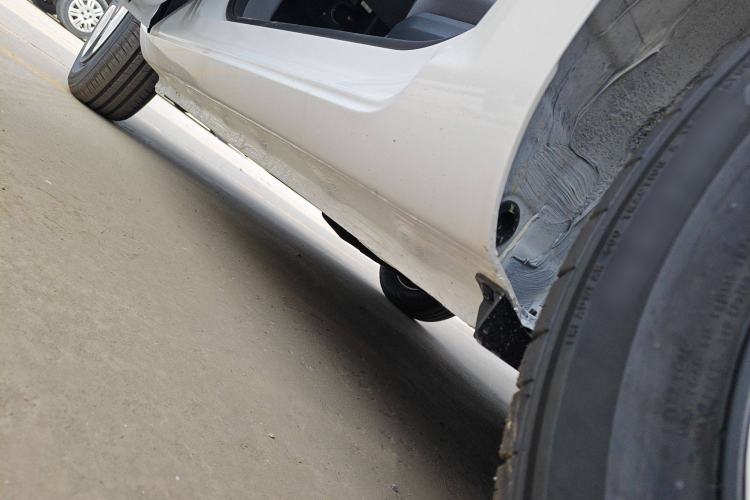 Used CHANGAN Lumin 2025 205 km Xiangqin Version Left Side Sill