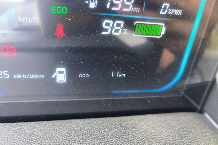 Used CHANGAN Lumin 2025 205km Refreshing Edition Odometer Close Up