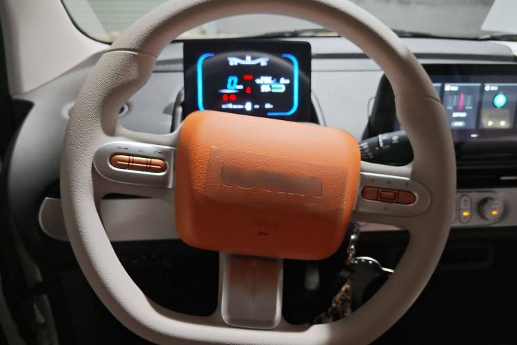 Used CHANGAN Lumin 2025 301km Honey Dew Edition Steering Wheel