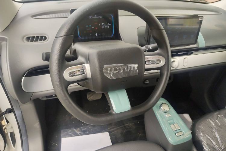 Used CHANGAN Lumin 2025 205km Refreshing Edition Steering Wheel