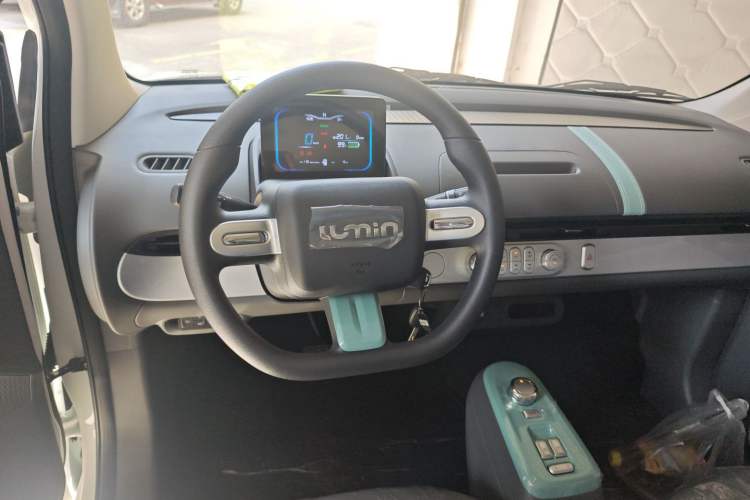Used CHANGAN Lumin 2025 205km Refreshing Edition Steering Wheel