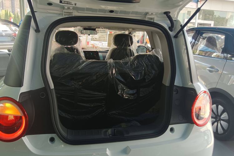Used CHANGAN Lumin 2025 205 km Xiangqin Version Trunk