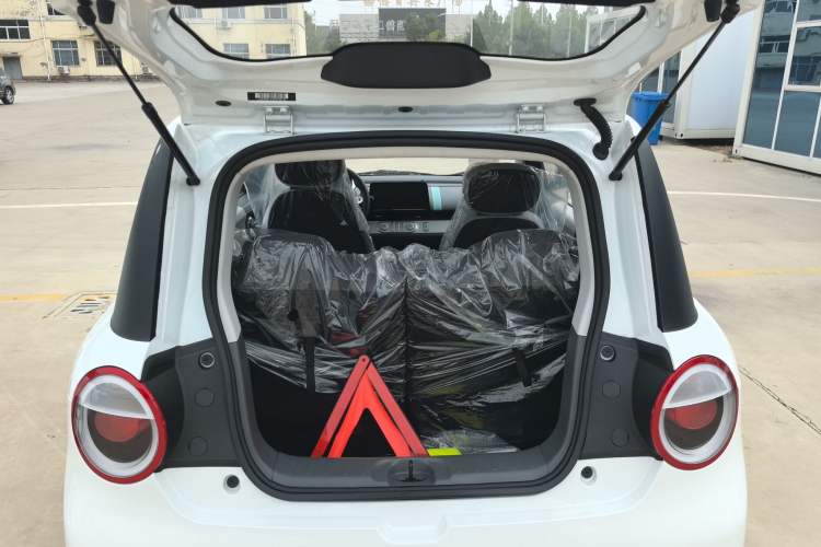 Used CHANGAN Lumin 2025 205 km Xiangqin Version Trunk
