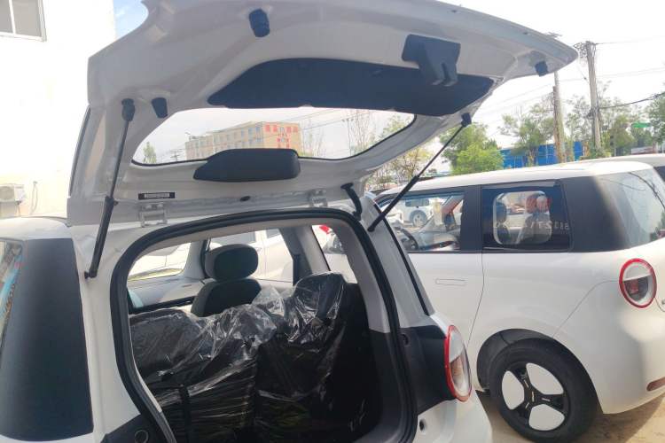 Used CHANGAN Lumin 2025 205 km Xiangqin Version Trunk
