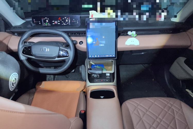 Used CHANGAN NEVO A05 2024 Truly Delicious Version 70" Beyond-Grade Edition Center Console
