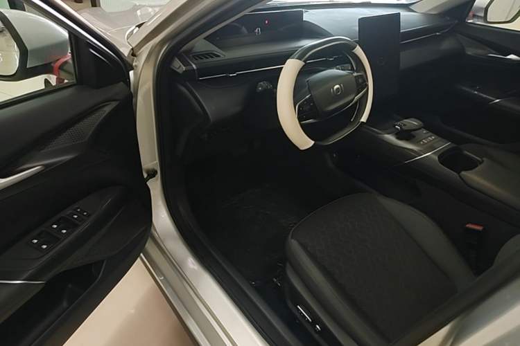Used CHANGAN NEVO A05 2024 Truly Delicious Version 70 Leading Edition Driver Seat