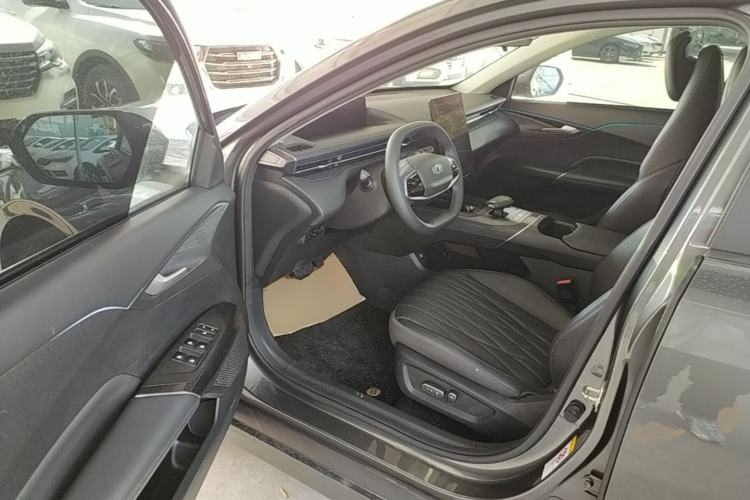 Used CHANGAN NEVO A05 2024 Truly Delicious Version 70" Beyond-Grade Edition Driver Seat