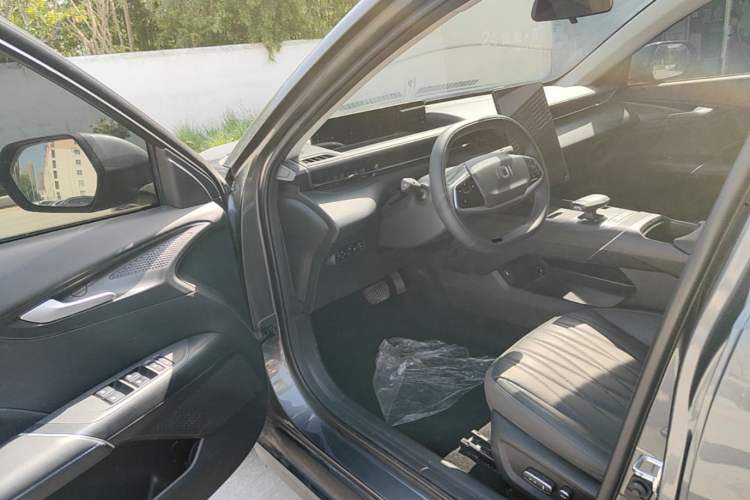 Used CHANGAN NEVO A05 2024 Truly Delicious Version 70 Leading Edition Driver Seat