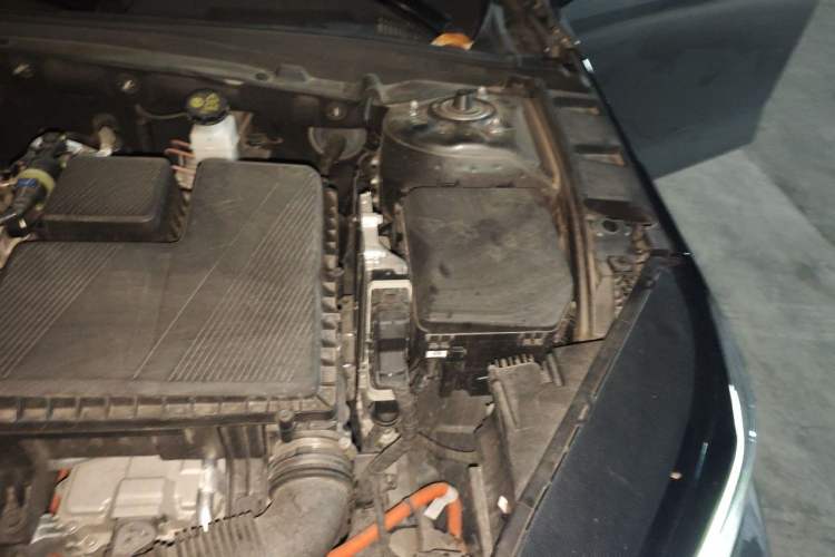 Used CHANGAN NEVO A05 2024 70 Pro Engine Bay Left