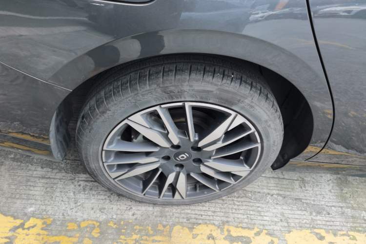 Used CHANGAN NEVO A05 2024 Truly Delicious Version 145 Beyond-Excellent Type Exterior 5
