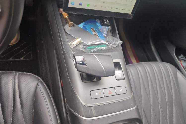 Used CHANGAN NEVO A05 2024 Truly Delicious Version 145 Beyond-Excellent Type Gear Lever