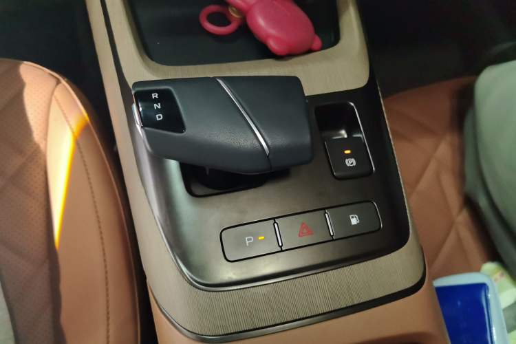Used CHANGAN NEVO A05 2024 145 Pro Gear Lever