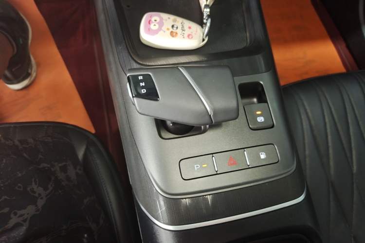 Used CHANGAN NEVO A05 2024 70 Pro Gear Lever
