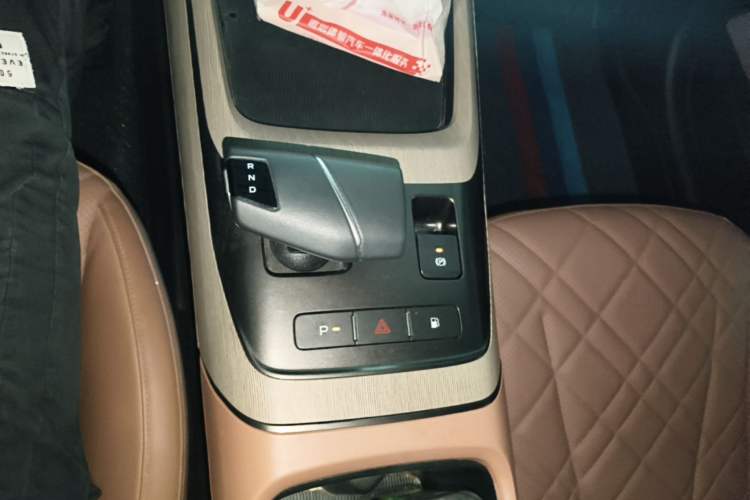 Used CHANGAN NEVO A05 2024 145 Max Gear Lever
