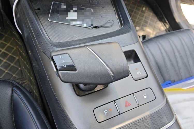 Used CHANGAN NEVO A05 2024 145 Pro Gear Lever