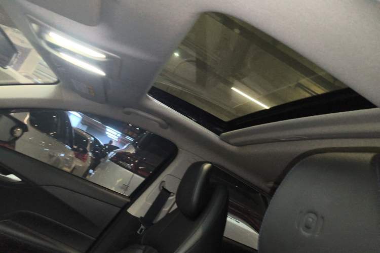 Used CHANGAN NEVO A05 2024 Truly Delicious Version 70" Beyond-Grade Edition Headliner
