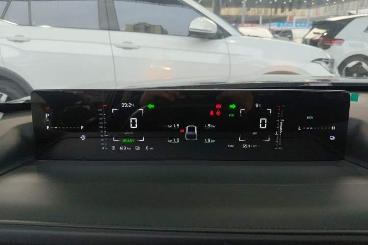 Used CHANGAN NEVO A05 2024 Truly Delicious Version 70 Leading Edition Instrument Cluster