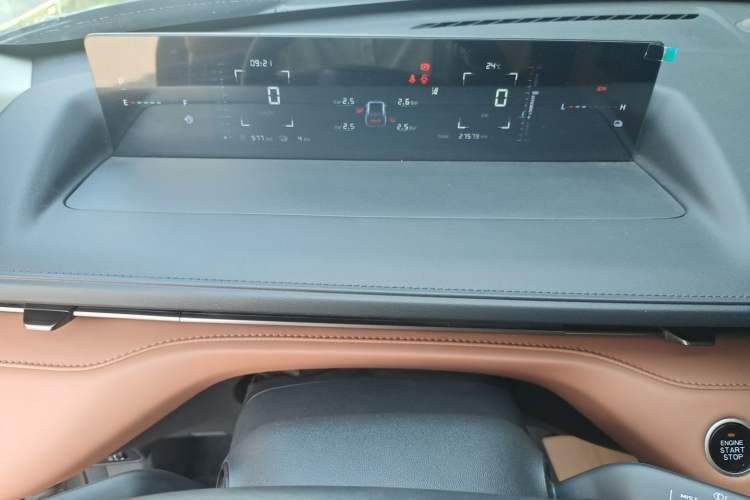 Used CHANGAN NEVO A05 2024 Truly Delicious Version 145 Leading Edition Instrument Cluster