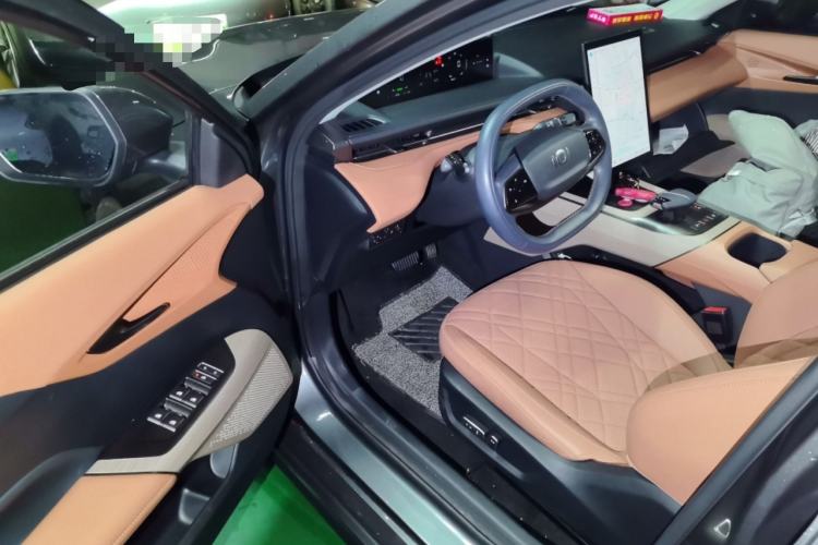 Used CHANGAN NEVO A05 2024 Truly Delicious Version 145 Leading Edition Interior 3