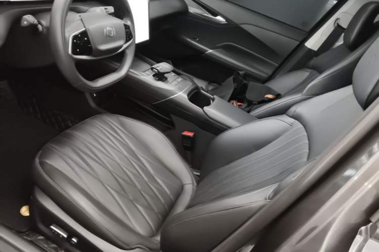 Used CHANGAN NEVO A05 2024 70 Pro Left Front Seat