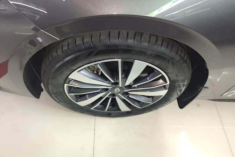 Used CHANGAN NEVO A05 2024 Truly Delicious Version 145 Leading Edition Left Front Wheel Hub