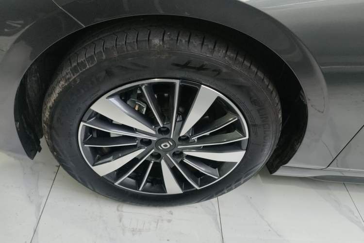 Used CHANGAN NEVO A05 2024 Truly Delicious Version 70 Leading Edition Left Front Wheel Hub