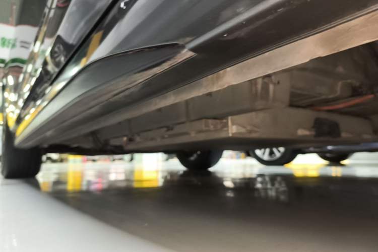 Used CHANGAN NEVO A05 2024 70 Lite Left Side Sill