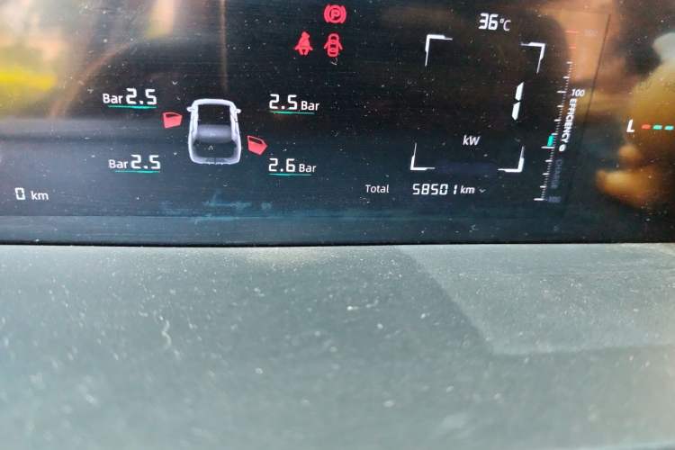 Used CHANGAN NEVO A05 2024 Truly Delicious Version 70" Beyond-Grade Edition Odometer Close Up