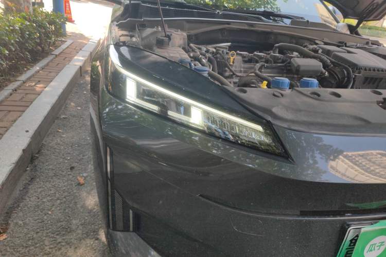 Used CHANGAN NEVO A05 2024 Truly Delicious Version 145 Leading Edition Right Front Headlight