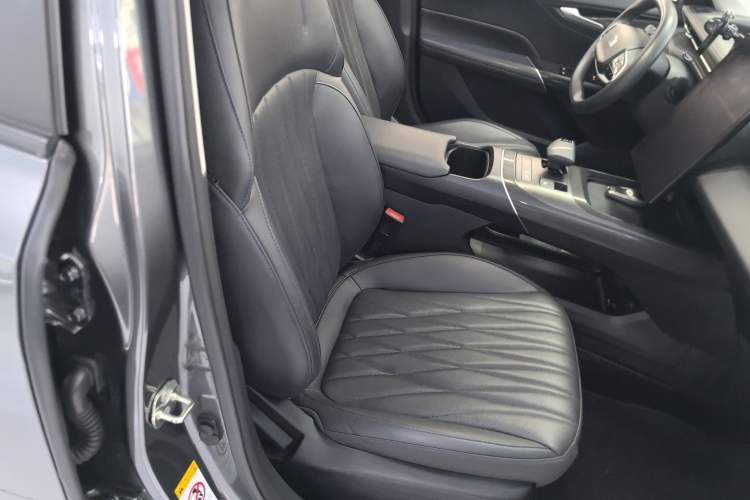 Used CHANGAN NEVO A05 2024 70 Pro Right Front Seat