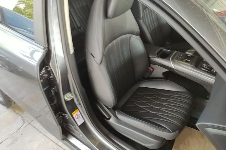 Used CHANGAN NEVO A05 2024 Truly Delicious Version 70" Beyond-Grade Edition Right Front Seat