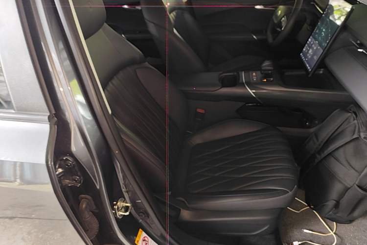 Used CHANGAN NEVO A05 2024 Truly Delicious Version 70" Beyond-Grade Edition Right Front Seat