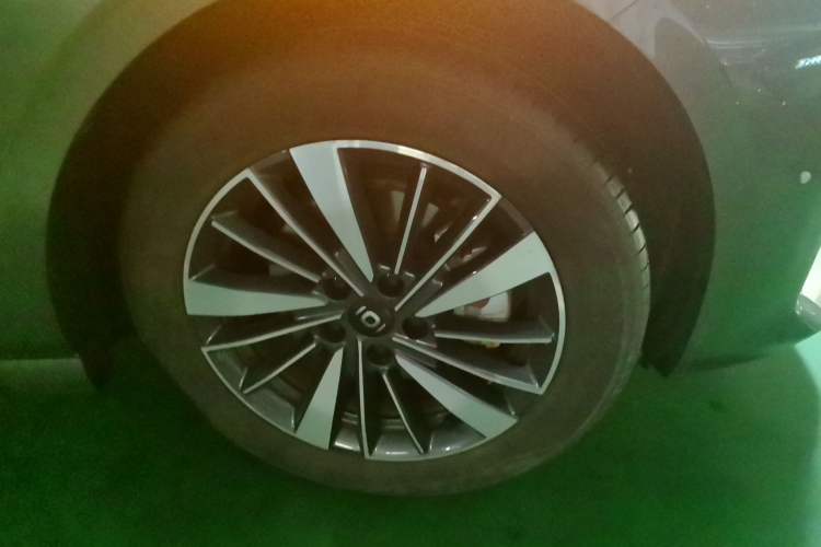 Used CHANGAN NEVO A05 2024 145 Pro Right Front Wheel Hub