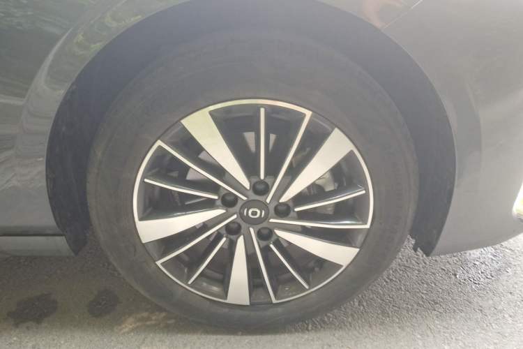 Used CHANGAN NEVO A05 2024 Truly Delicious Version 145 Leading Edition Right Front Wheel Hub