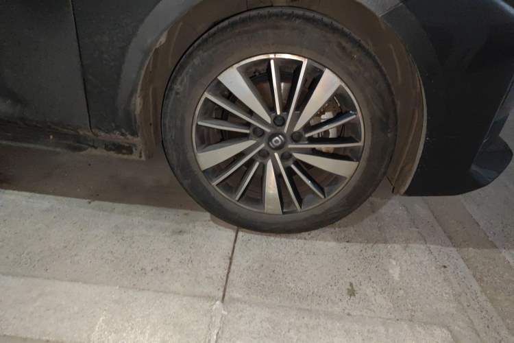 Used CHANGAN NEVO A05 2024 Truly Delicious Version 145 Leading Edition Right Front Wheel Hub