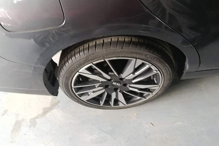 Used CHANGAN NEVO A05 2024 145 Max Right Rear Wheel Hub