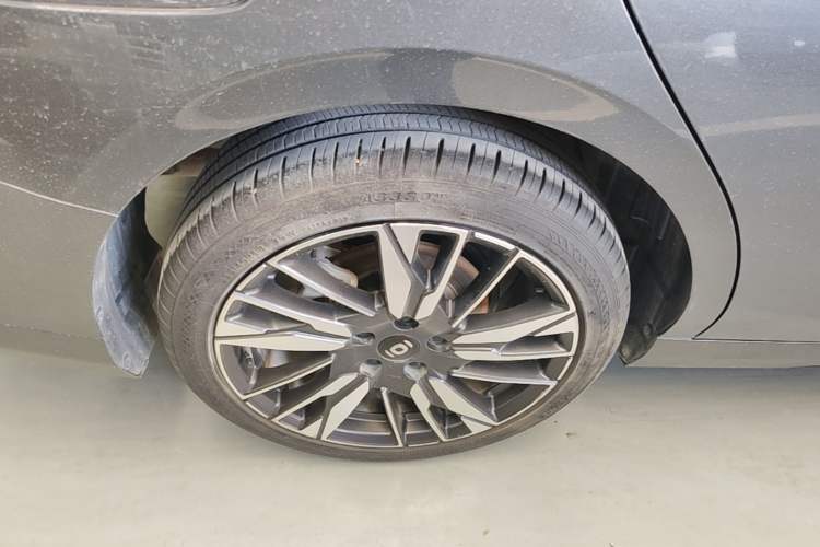 Used CHANGAN NEVO A05 2024 145 Max Right Rear Wheel Hub