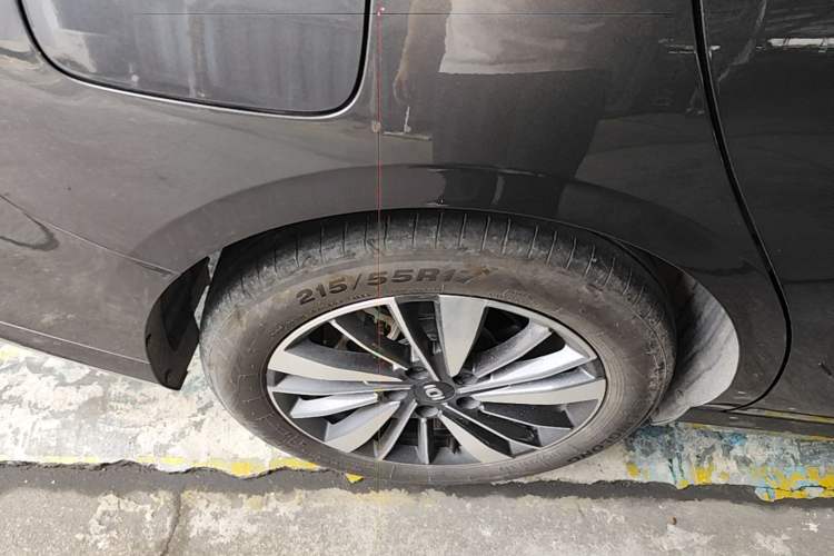 Used CHANGAN NEVO A05 2024 Truly Delicious Version 70" Beyond-Grade Edition Right Rear Wheel Hub