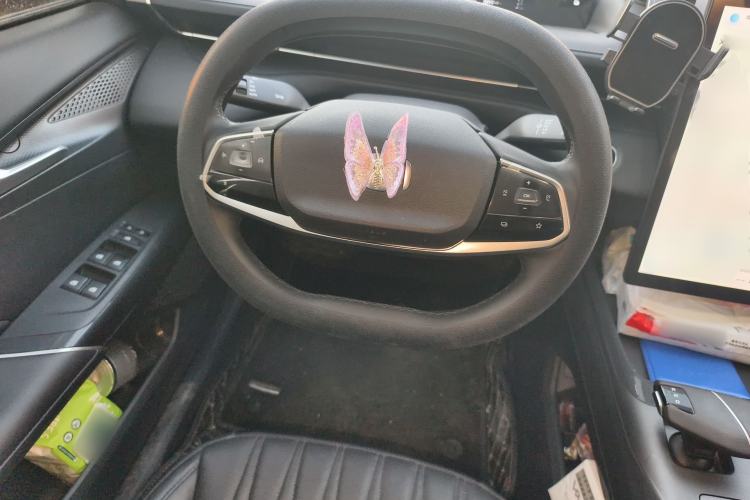 Used CHANGAN NEVO A05 2024 Truly Delicious Version 70" Beyond-Grade Edition Steering Wheel