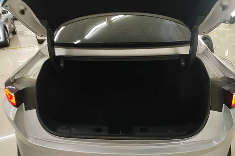 Used CHANGAN NEVO A05 2024 Truly Delicious Version 70 Leading Edition Trunk