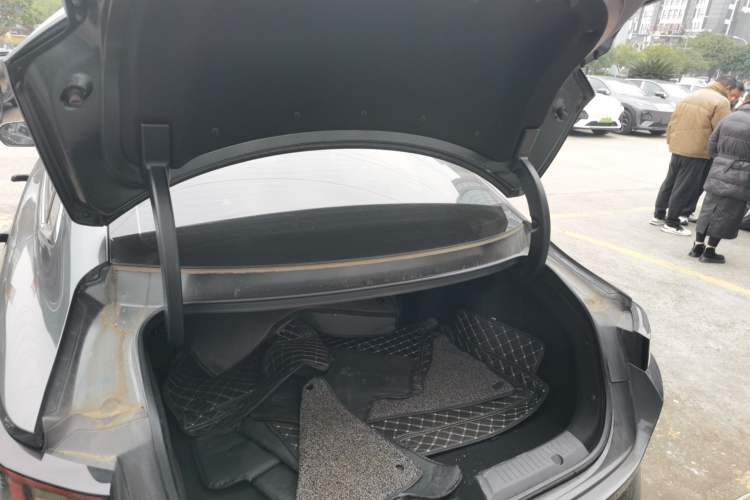 Used CHANGAN NEVO A05 2024 Truly Delicious Version 145 Beyond-Excellent Type Trunk