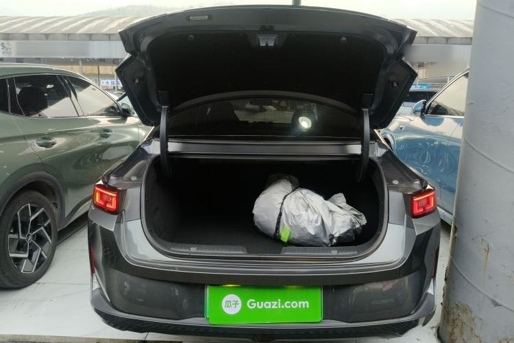 Used CHANGAN NEVO A05 2024 Truly Delicious Version 70 Leading Edition Trunk