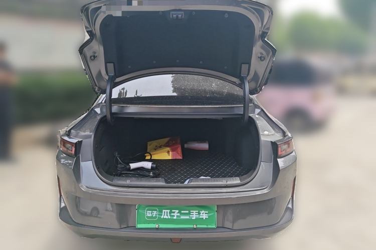 Used CHANGAN NEVO A05 2024 70 Air Trunk