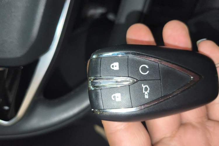 Used CHANGAN NEVO A05 2024 Truly Delicious Version 70" Beyond-Grade Edition Vehicle Key