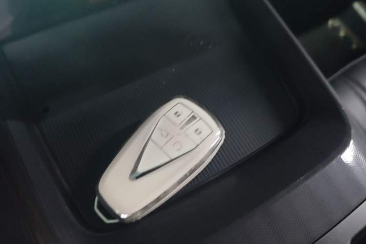 Used CHANGAN NEVO A05 2024 Truly Delicious Version 70" Beyond-Grade Edition Vehicle Key