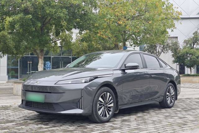 Ojetý CHANGAN NEVO A05 2024 145 Pro
