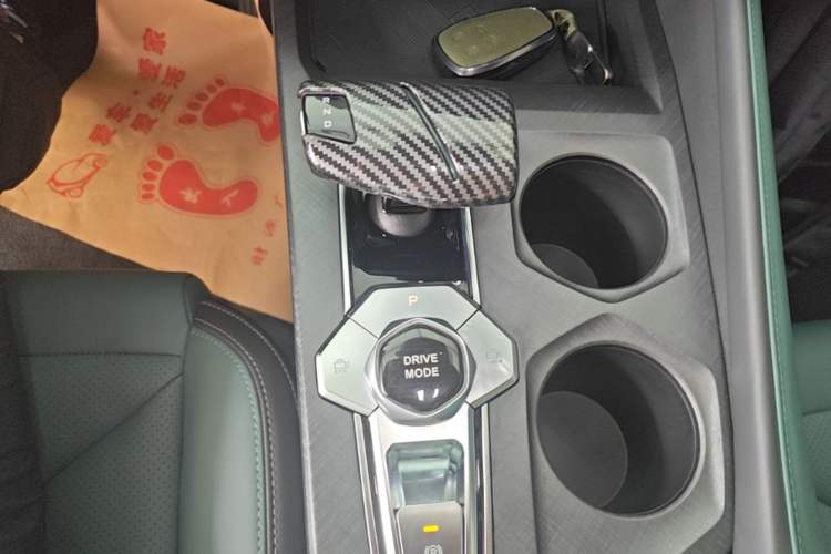 Used CHANGAN NEVO A05 2024 145 Max Gear Lever